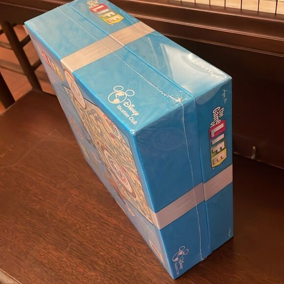 Disney Vacation Club The Game of Life created 4 DVC members 25 year anniversary - Picture 10 of 10